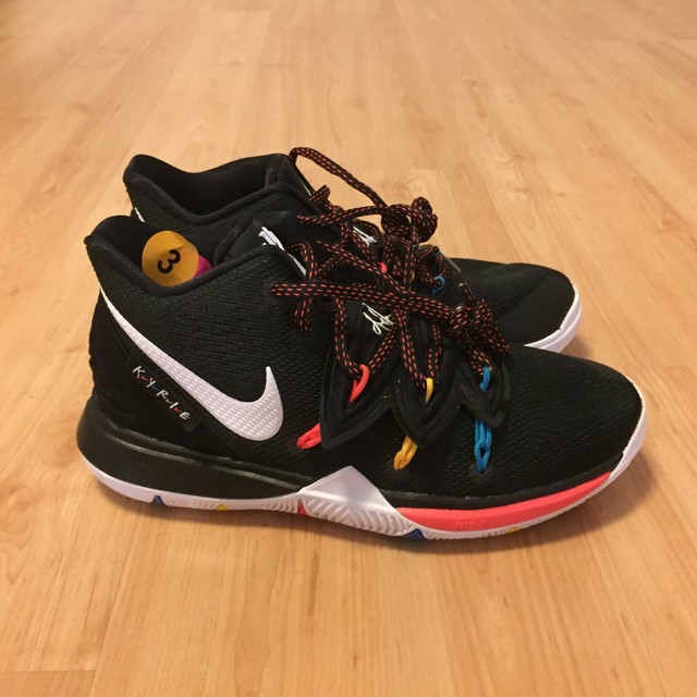 boys nike kyrie 5