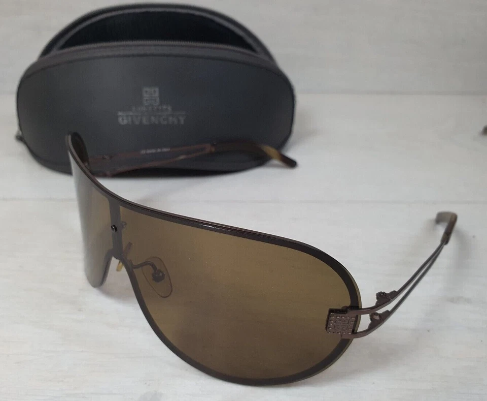 Gafas de sol vintage retro Givenchy sgv207s COL. R80 120 unisex doradas Foto 2 de 4