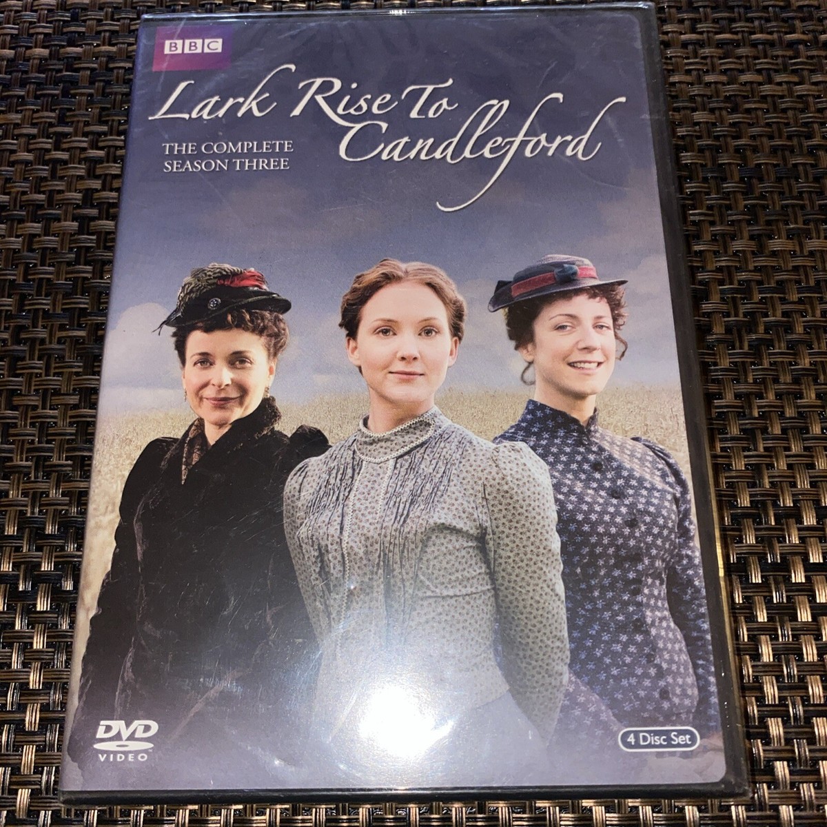 (未使用･未開封品)Lark Rise to Candleford: Season Three [DVD] Lark Rise to Candleford: the Complete Season Three (DVD