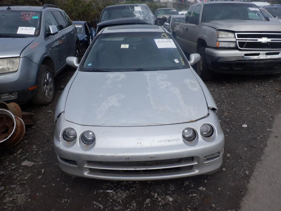 Espejo de puerta derecho usado se adapta a: 1998 Acura Integra Power Htbk 3 puertas derecho grado A Foto 2 de 4