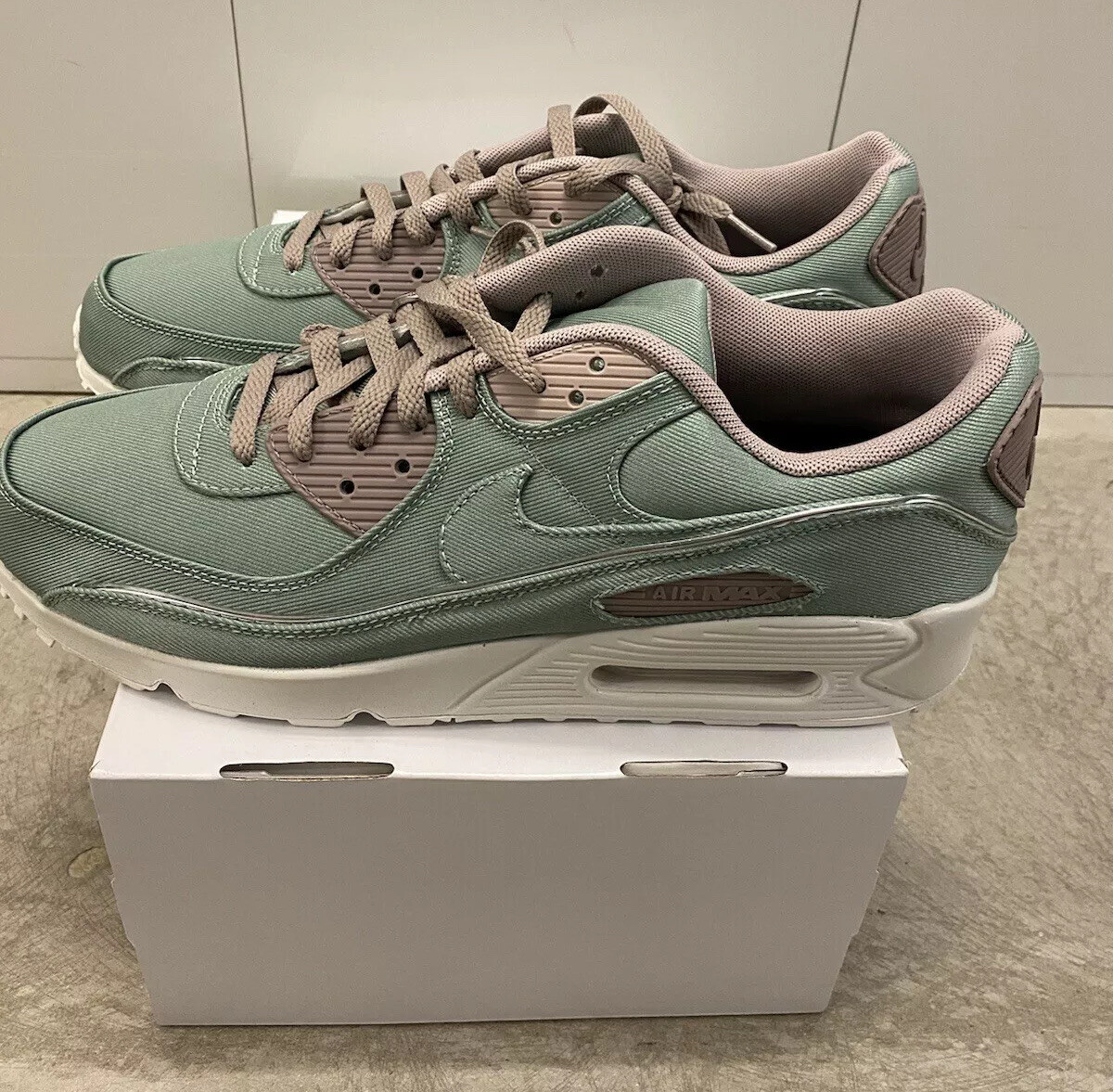 Nike Air Max 90 　DM1180-991 Nike Air Max 90 Premium By You White / Purple DM1180 991
