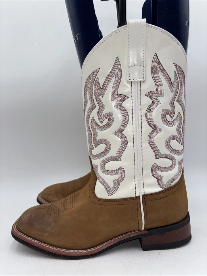 Laredo Womens Mesquite Embroidered Square Toe Tan/ White Boots Size 8.5 M - Image 3 of 4