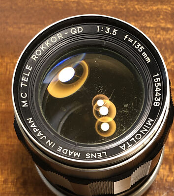 Minolta MC TELE ROKKOR-QD 135mm f/3.5 Telephoto Lens With Cap Hood Bubble Bokeh