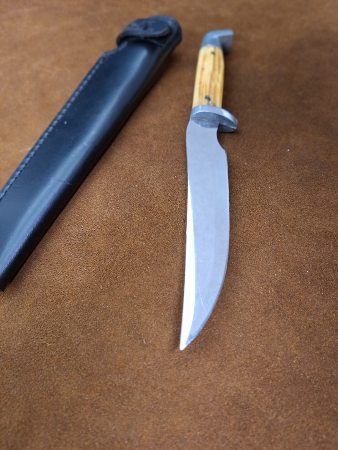 VINTAGE QUEEN STEEL FIXED BLADE KNIFE 75 W/ BONE HANDLE 6" BLADE Solid