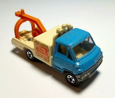 tomica toyota dyna wrecker truck