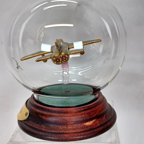 RARE TORNADO GOLD COLORED JET INSIDE GLASS DISPLAY CASE - Picture 6 of 9