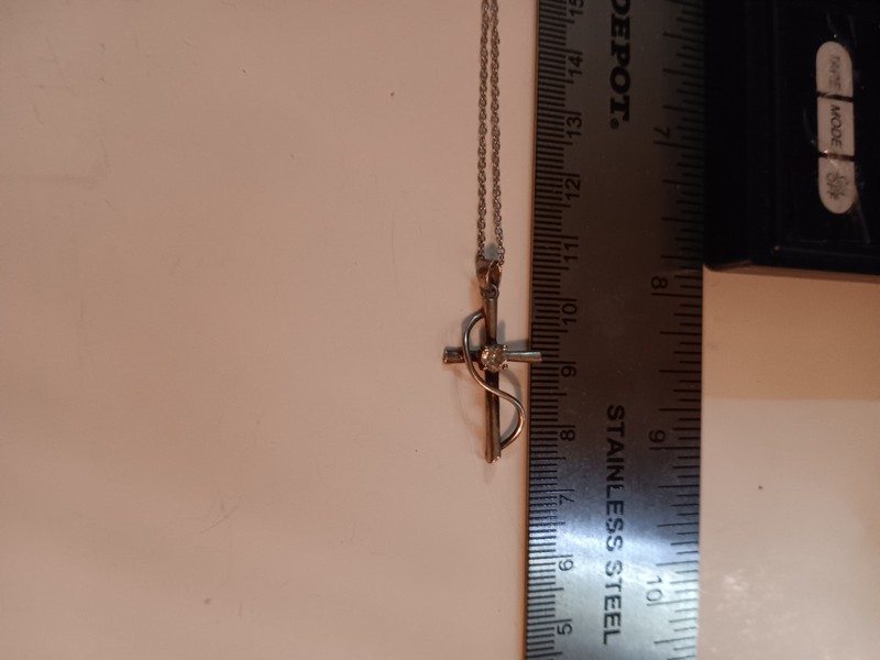 Vintage 925 Sterling Silver Cz Cross Necklace