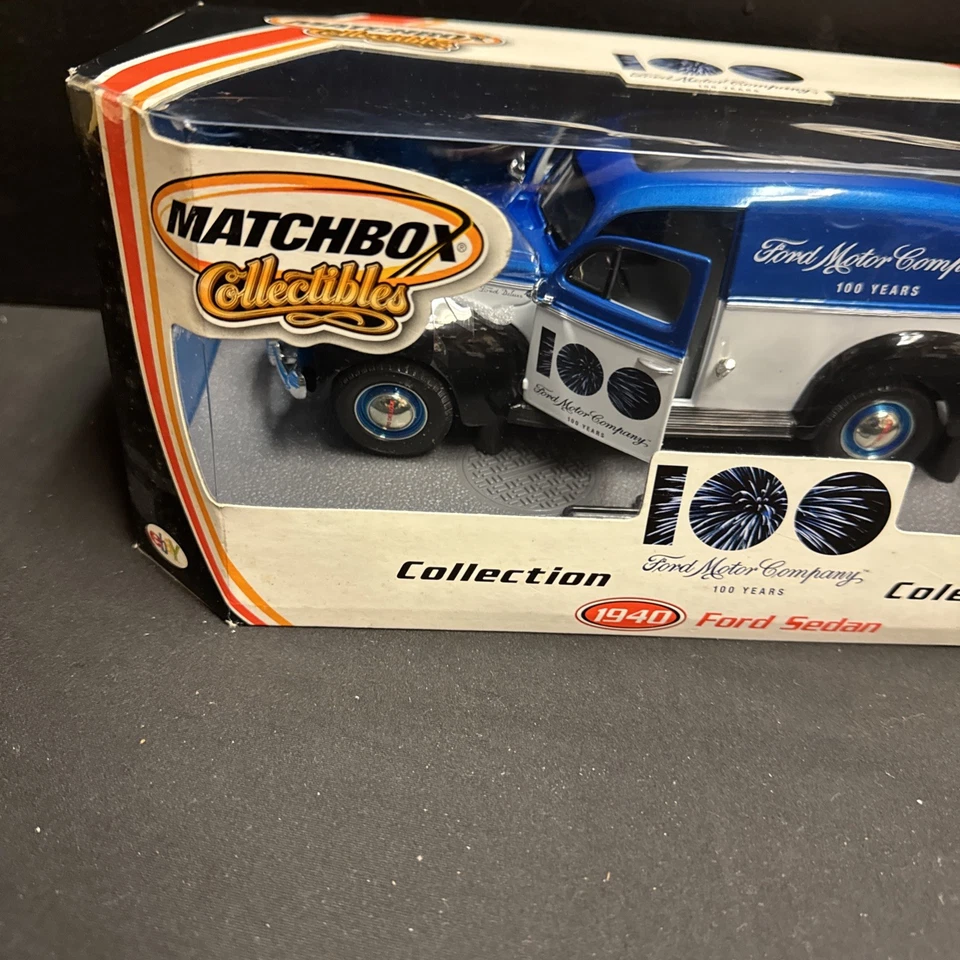 MATCHBOX Collectibles 1940 FORD SEDAN DELIVERY 1/18 DIE CAST 100 Years - Image 2 of 4