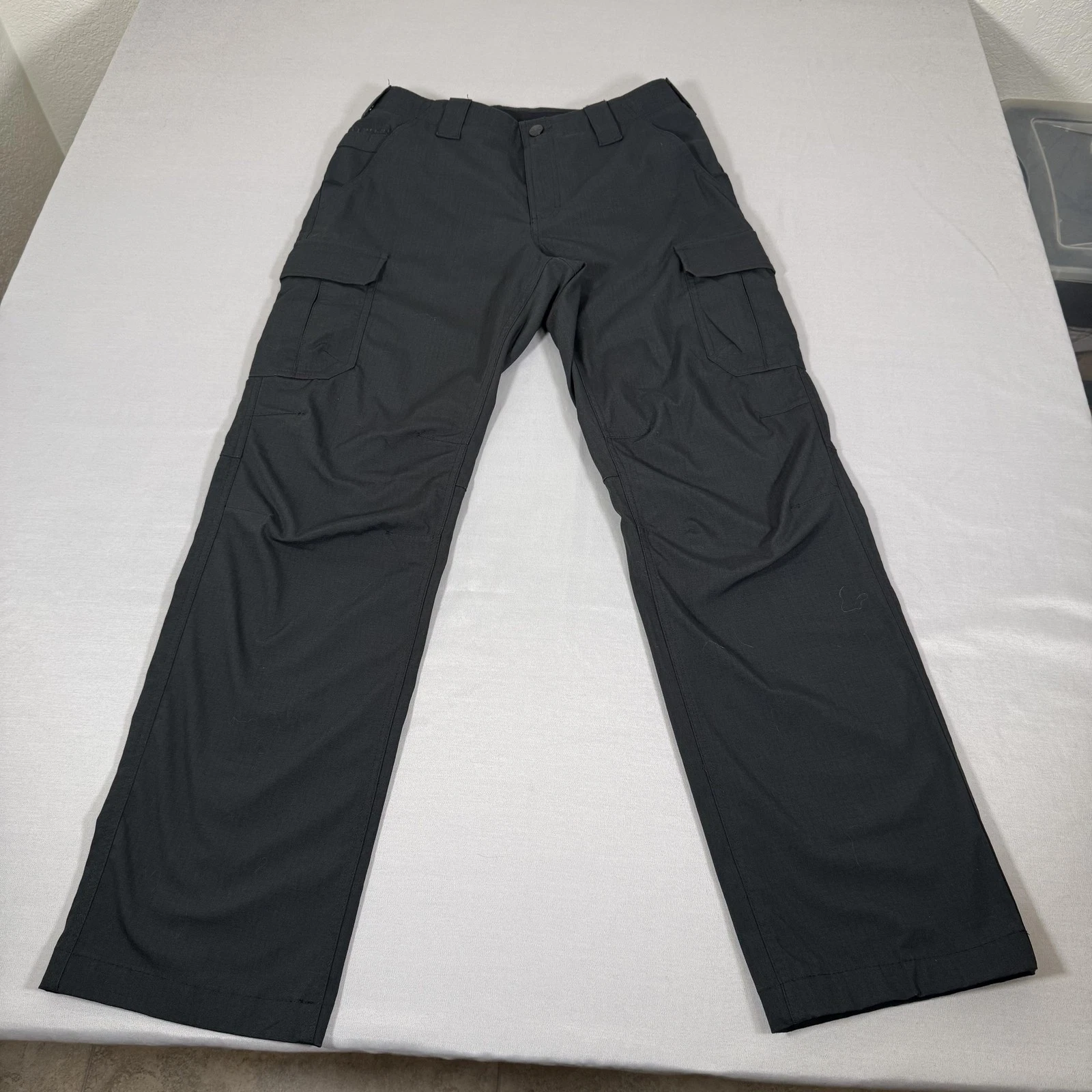 Under Armour Pants Mens 32x34 Black Storm Cargo Rip Stop Military Combat Work
Opens in a new window