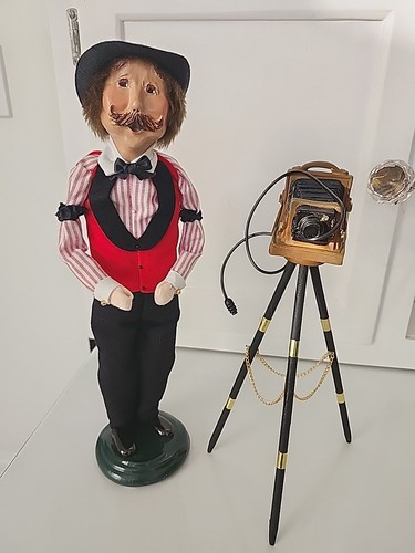 Byers Choice Caroler Fotograf mit Kamera & Stativ Ständer & Kabel 1998
