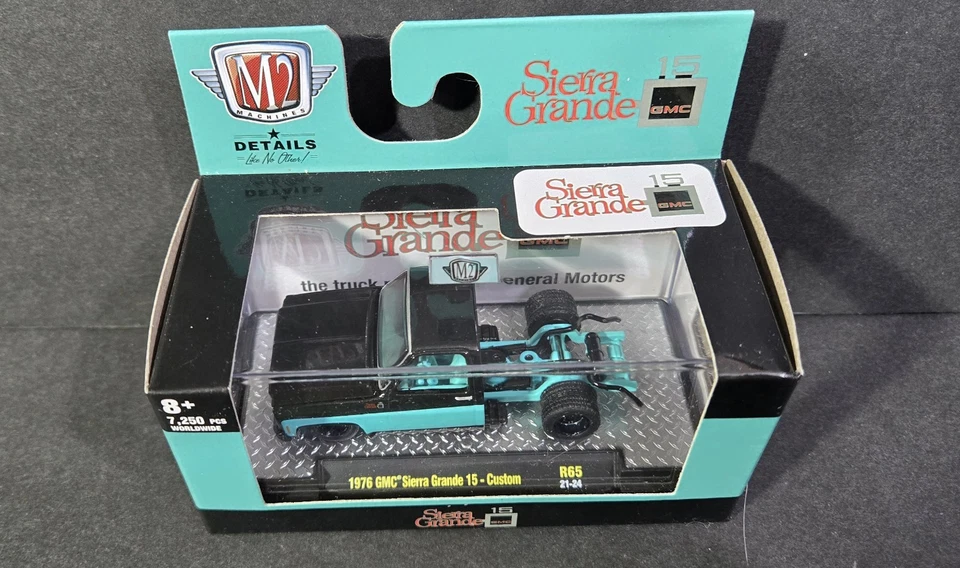 M2 MACHINES 1976 GMC SIERRA GRANDE 15 - CUSTOM BLACK / TEAL NO BED, 1/7250 - Image 2 of 4
