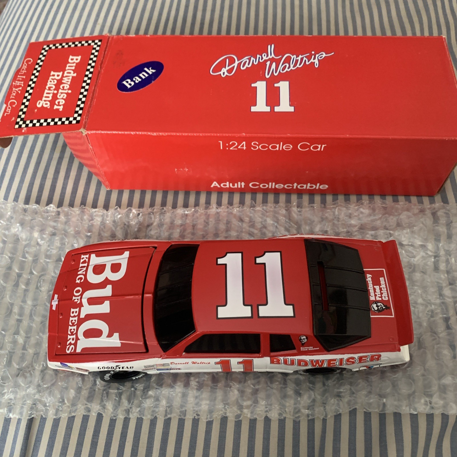 Vintage Darrell Waltrip #11 Budweiser Chevy 1994 Action 1:24th diecast Bank NIB