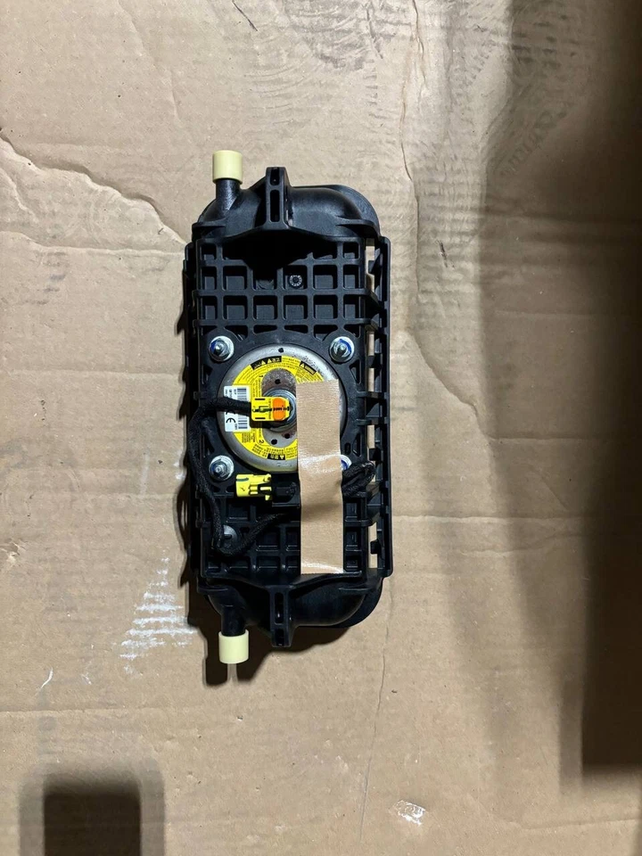 Chevrolet Silverado HD 3500 2015-2020 bolsa de aire para tablero de pasajeros derecha OEM Foto 2 de 3