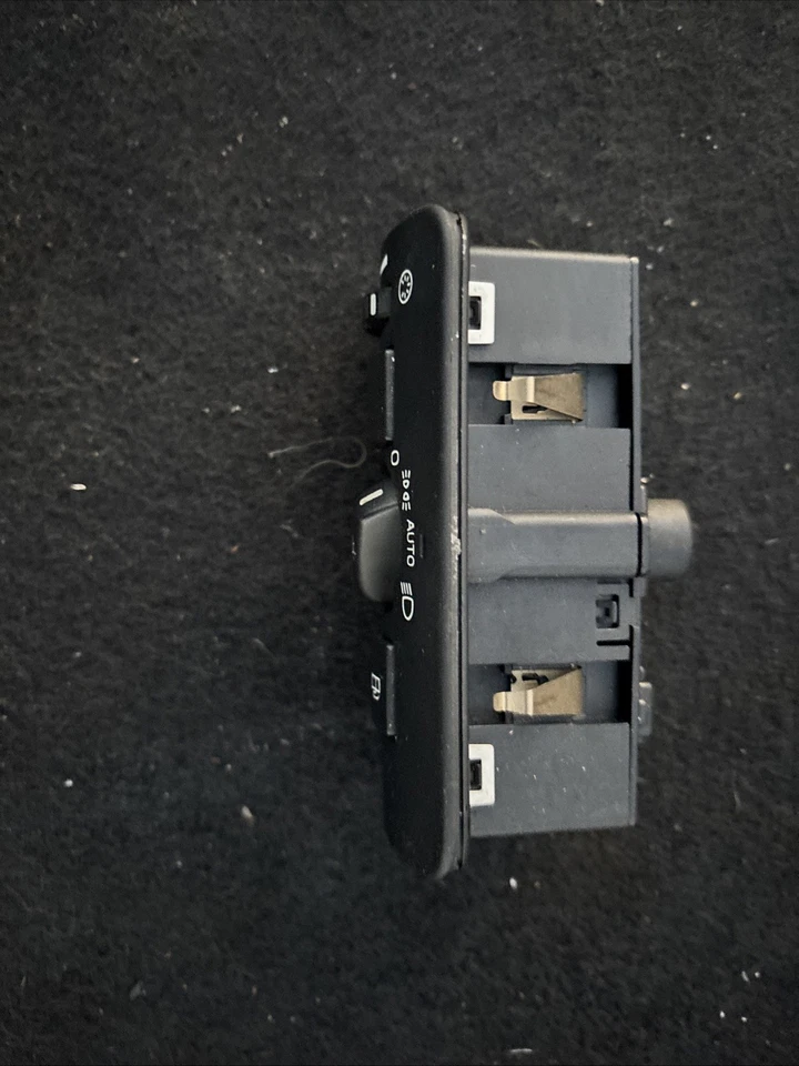 11-18 INTERRUPTOR DE CONTROL DE FARO DELANTERO VOLVO S60, OEM 30739428 Foto 2 de 4