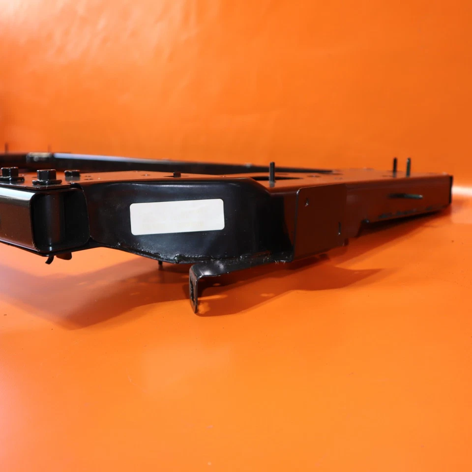 Soporte radiador Jeep Cherokee 2019 2020 2021 2022 2023 68411365aa OEM Foto 3 de 4