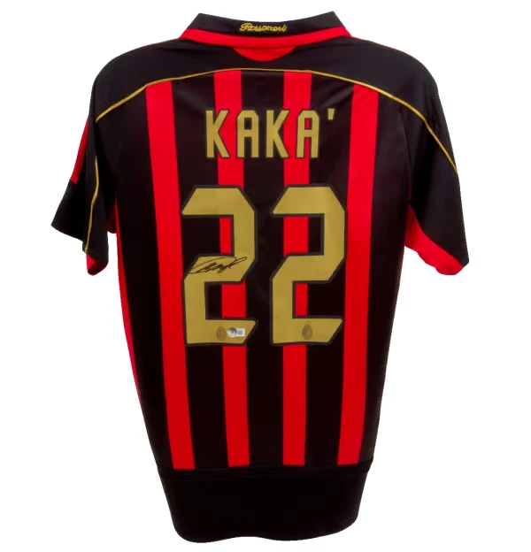 Camiseta de fútbol local firmada por Ricardo Kaka del AC Milan #22 con Beckett Witness Foto 3 de 4