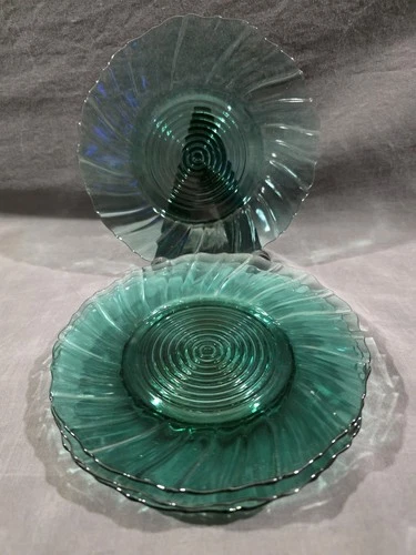 Jeanette Glass Jennyware Swirl 6.5" Plates/ saucers