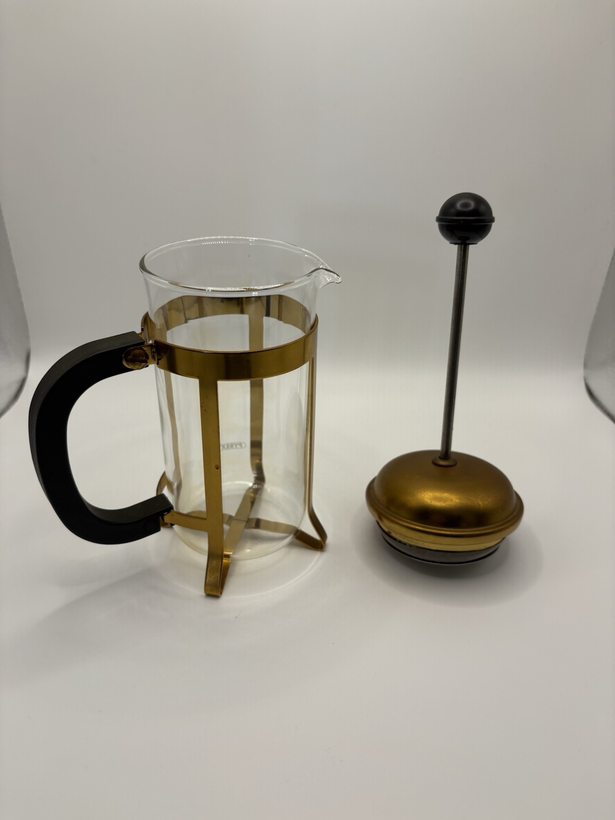 With Plunger Gold Tone 3 Cup