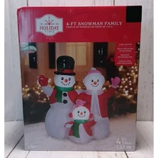 Christmas Airblown Inflatables Yard Decoration Snowman Family Scene, 4 ft