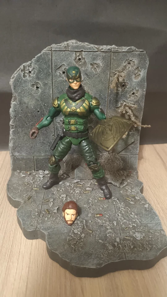 Экшн-фигурка 3,75 дюйма 1:18 Soldier Boy Invincible MARVEL UNIVERSE МАСШТАБ - Изображение 2 из 4