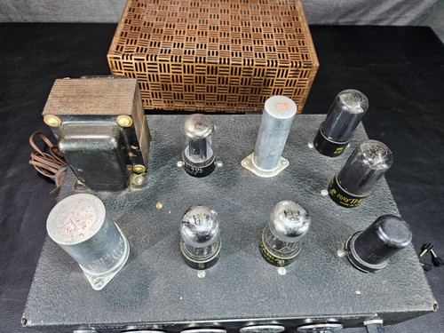 Unknown Vintage Tube Amplifier Heathkit? Dynakit? VIDEO DEMO! ๐ฅ๐บโ
- Picture 5 of 24