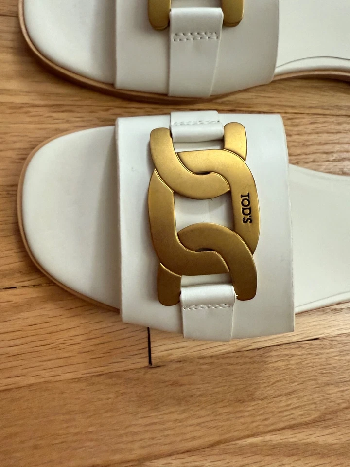 Tod's women's flat bottomed soft outer slippers shoes - Image 4 of 4