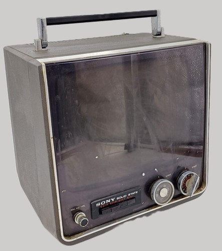 Ancienne télévision portable SONY TV-112 UM Solid State années 1970 vintage