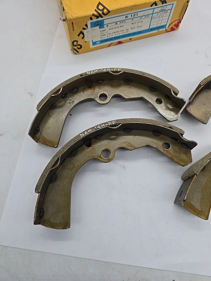 Zapatas de freno delanteras MK K-121 para Datsun Sunny B210 B110 Sunny Cab Cherry Cab Foto 4 de 4