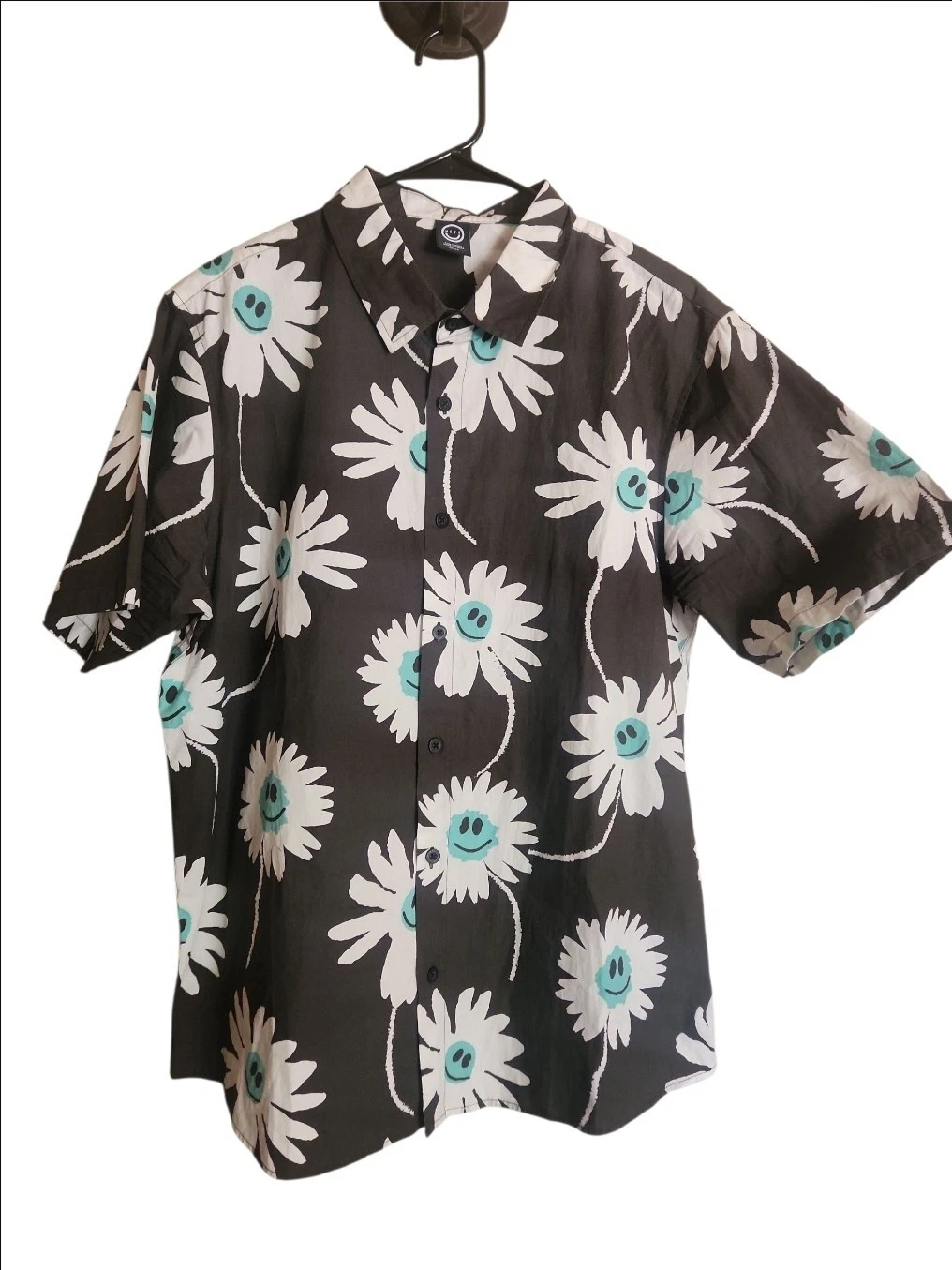 Neff Men's Smiley Face Daisy Floral Print Button-Up Shirt Size L