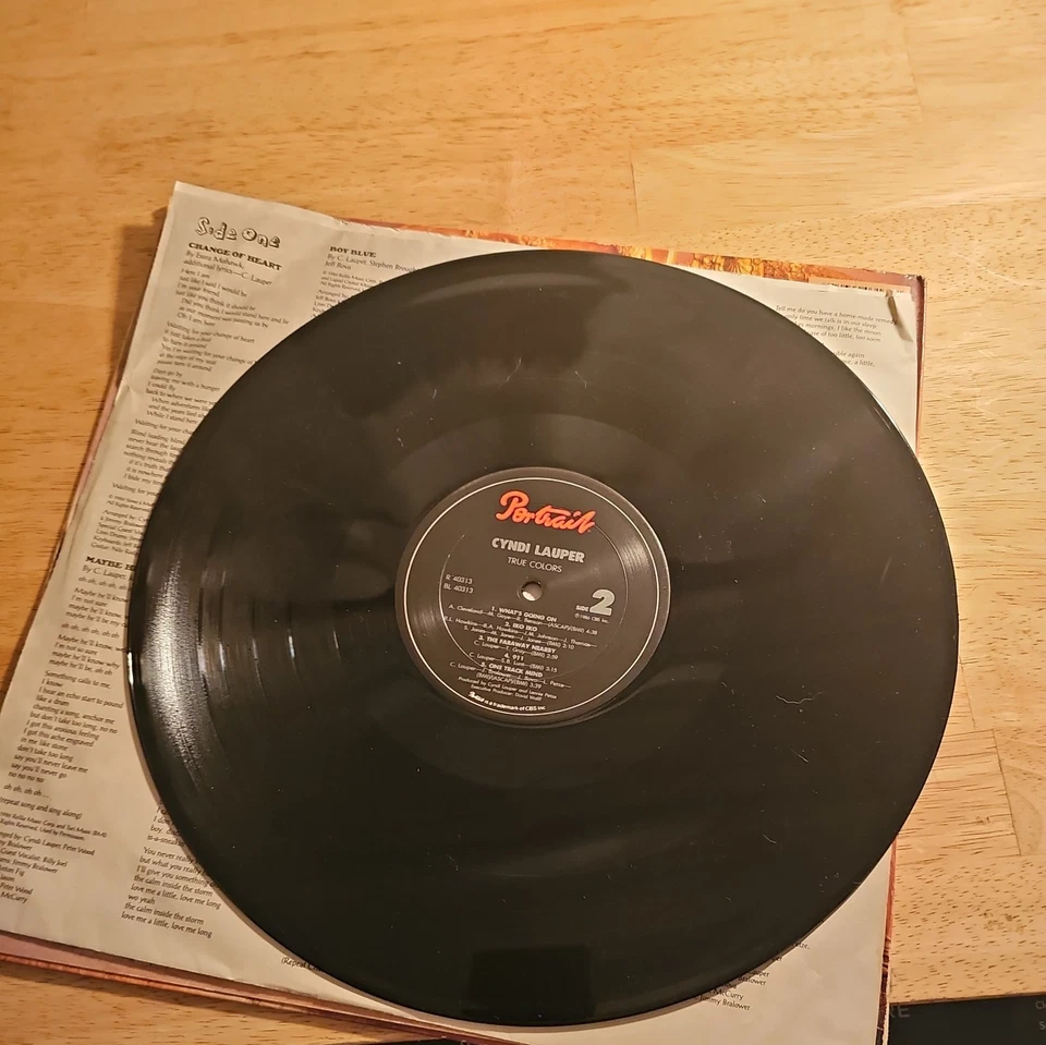 Cyndi Lauper – True Colors - LP 1986 Portrait Vinyl Record Shrink Hype Foto 4 de 4