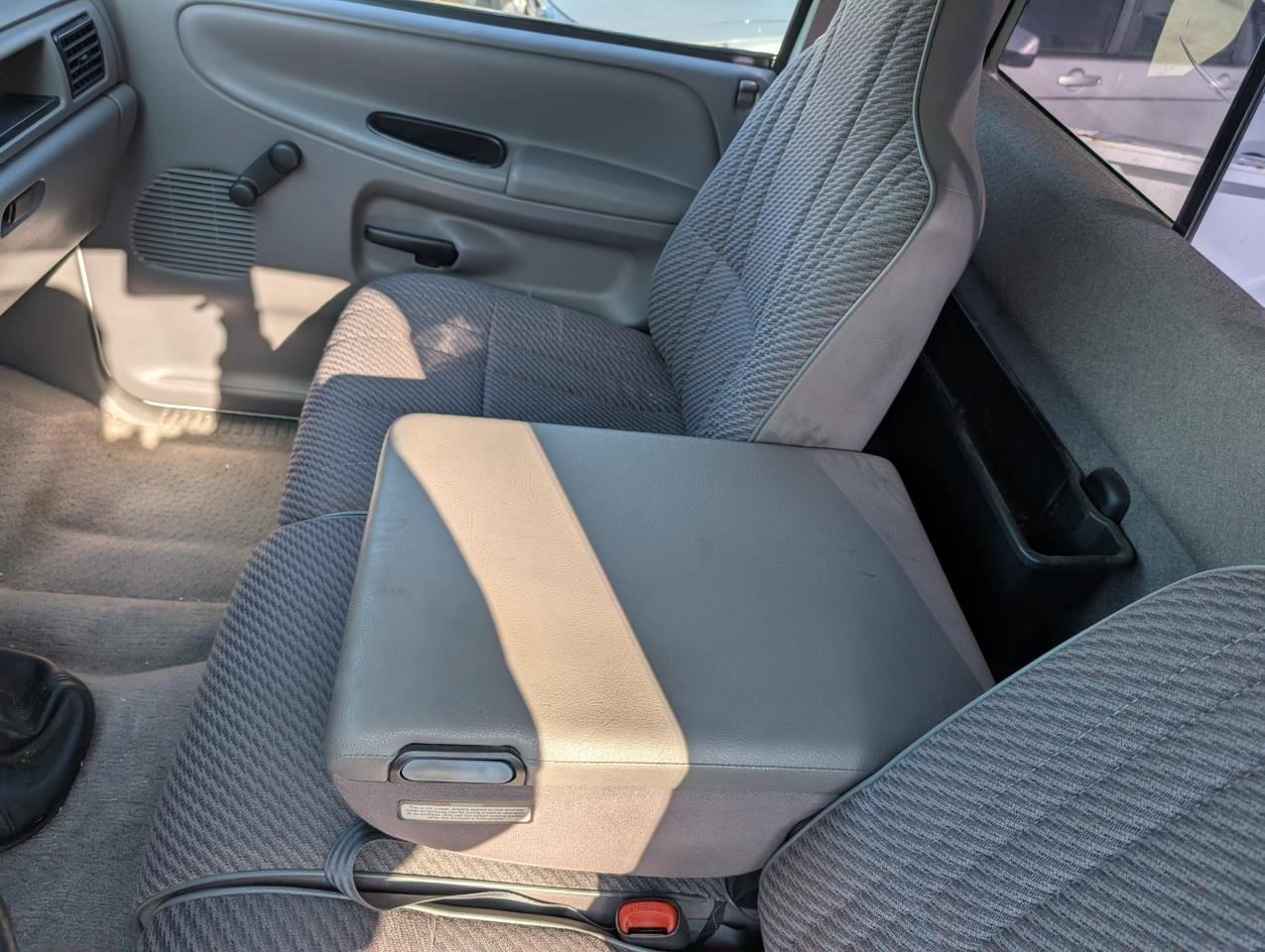 Wheel 16x6-1/2 Steel Lug 8 Slot Painted Fits 98-03 DODGE 1500 VAN 633370 thumbnail 17