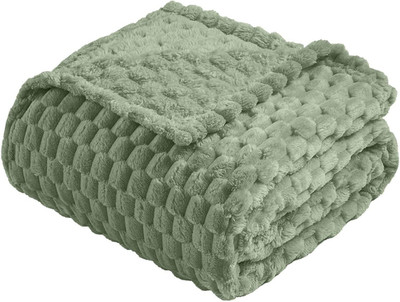 Vessia 3D Jacquard Flannel Fleece Throw Blanket, Sage Green, 50x70 Inch
