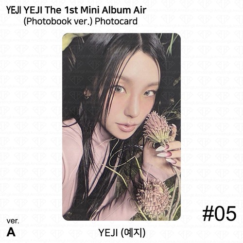 Yeji The 1st Mini Album AIR Official Photocard Photobook ver ITZY KPOP - Picture 52 of 82