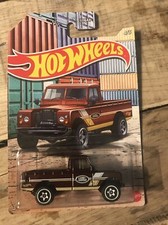 Hot Wheels Pickup Truck LAND ROVER SERIES III PICKUP 4/5 New.