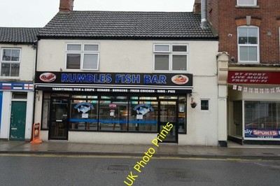 Photo A2 Chip shop re-opened Bourne/TF0920 This has been a chip shop fo c2016