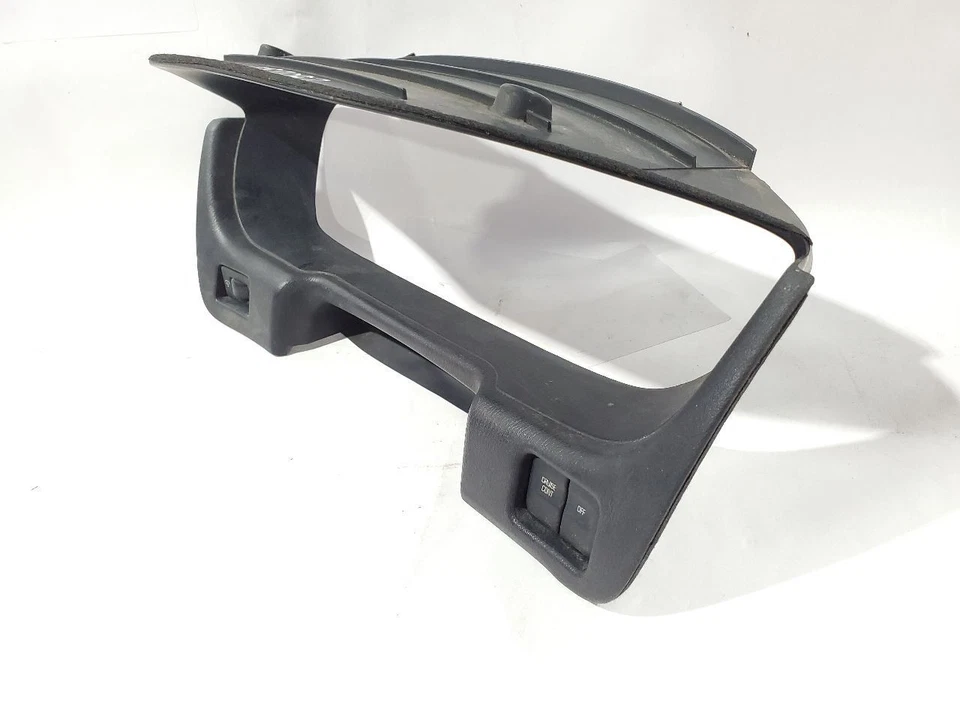 Ободок спидометра с переключателями 1995 Nissan 240SX OEM 6824070f00 - Изображение 2 из 4