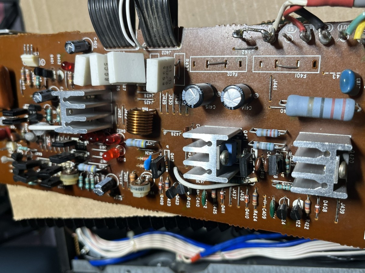 Luxman L-530 Stereo Integrated Amplifier – Fully Restored / – 100V