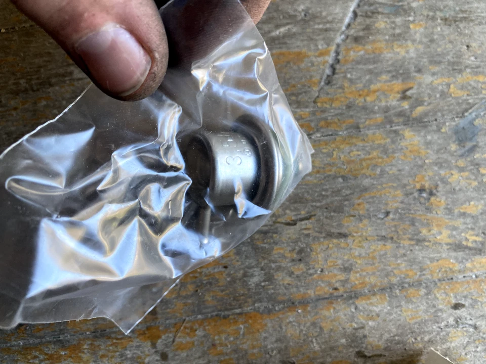 1991-2003 BMW 3 5 7 Series 840ci e mais regulador de pressão de combustível fabricante de equipamento original 13531436110 - Imagem 4 de 4