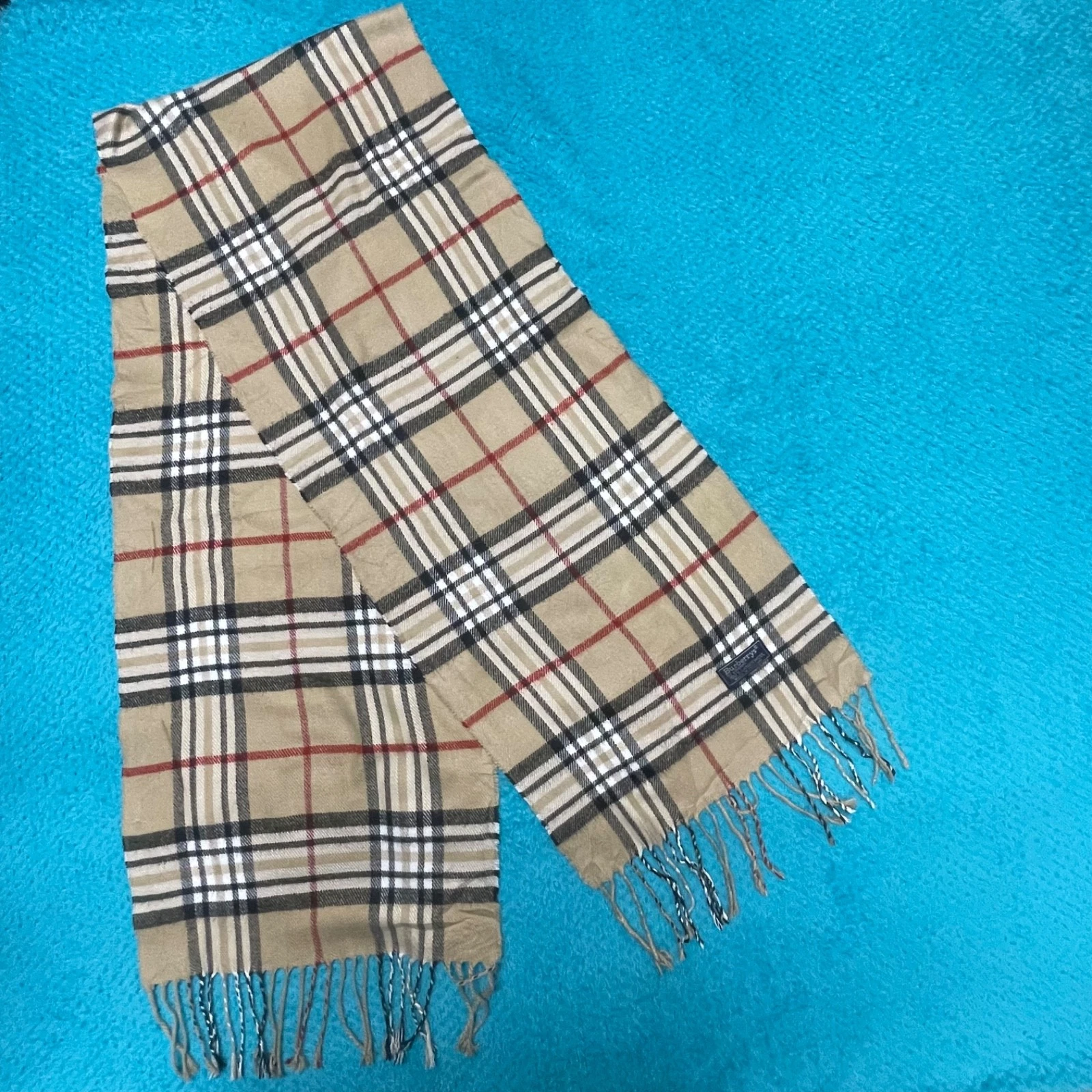 Burberry Vintage Scarf Beige, with Black & Cream Check Wool 175cm/32cm Preloved