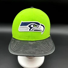 Seattle Seahawks NFL Hat New Era 9FIFTY Mens M-L Green Snapback Cap Sport 12s