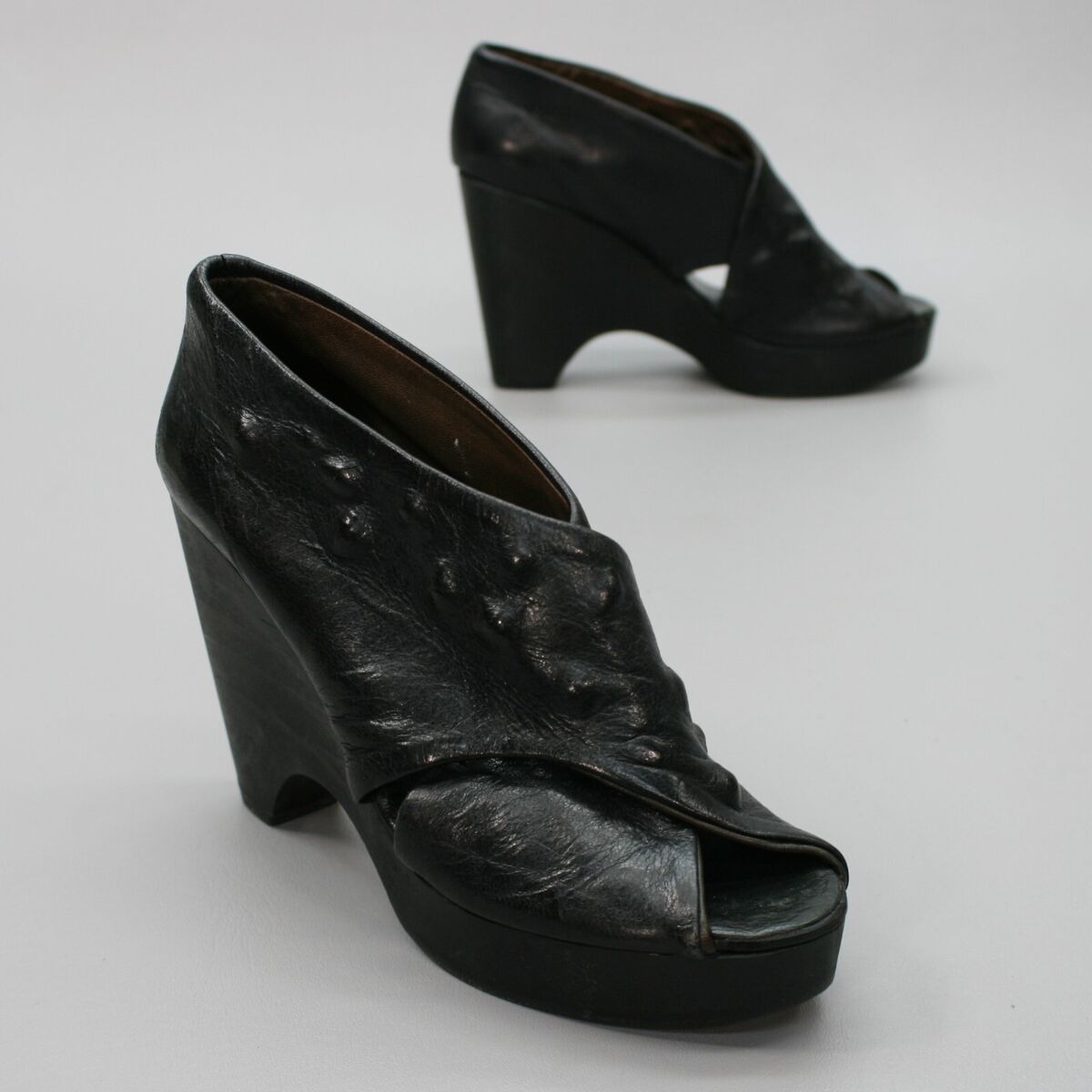 Munoz Vrandecic Ladies 39 (8.5) Black Leather Wood Platform Munoz Vrandecic Ladies 39 (8.5) Black Leather Wood Platform