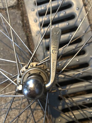 Paire De Roues Tubulaires Vélo - Mavic Nisi - Campagnolo - Martano - Occasion