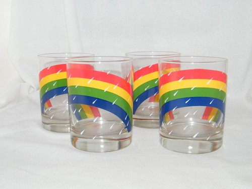 Set of 4 Juice / Water Glasses . Rainbow & Rain Drops Design . Approx. 4"T x 3"R - Picture 2 of 11
