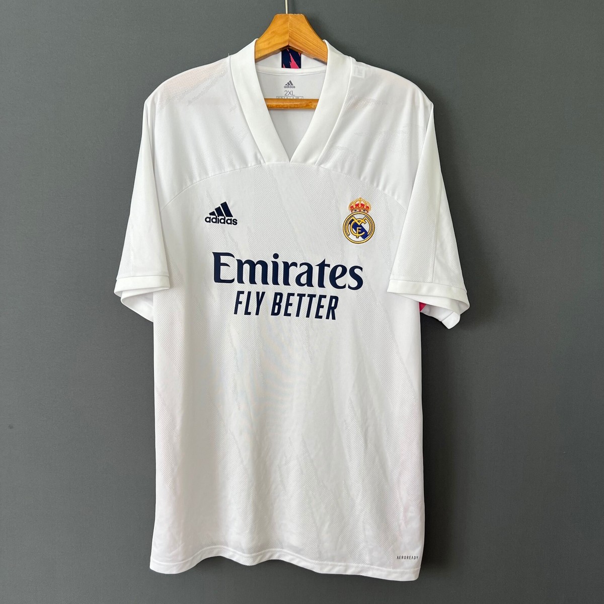 adidas Real Madrid シャツとショーツセット Lサイズ adidas Real Madrid シャツとショーツセット Lサイズ