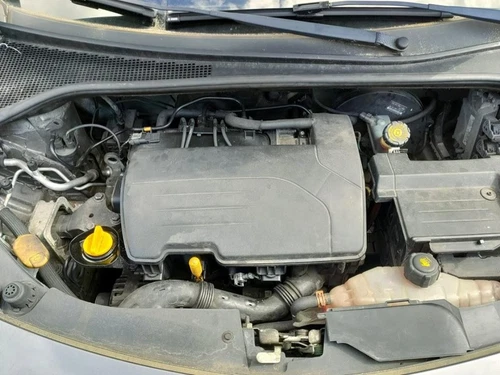 D4F740 Motor Completo para RENAULT CLIO III Emotion 2010 112494 - Imagen 1 de 7