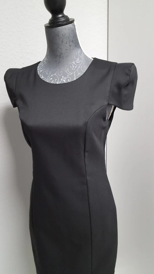 Etuikleid Kleid Figurbetont Silvester Party Schwarz in Größe 38 ( 12 ) - Bild 2 von 4