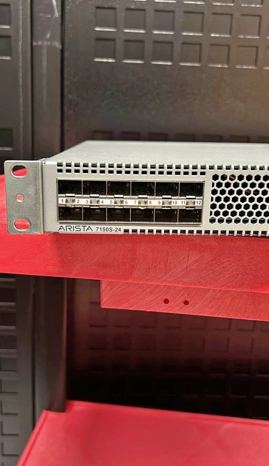 DCS-7150S-24 DCS-7150S -24 Arista 7150, 24x1/10G SFP+ switch