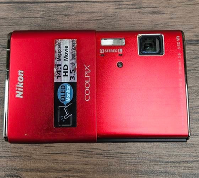 Nikon COOLPIX S80 14.1MP Digital Camera (NO BATTERY, NO CHARGER