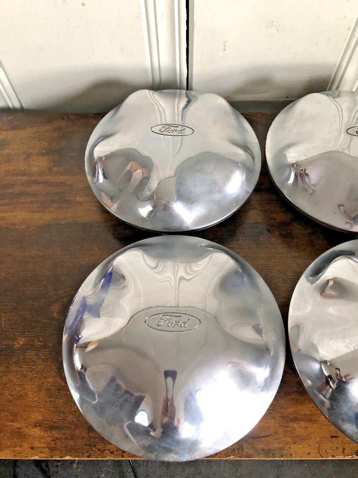 1997-2004 Ford F150 Expedition Center Cap HUB Conjunto de 4 YL34 1A096 GB CROMADO FABRICANTE DE EQUIPAMENTO ORIGINAL - Imagem 2 de 4