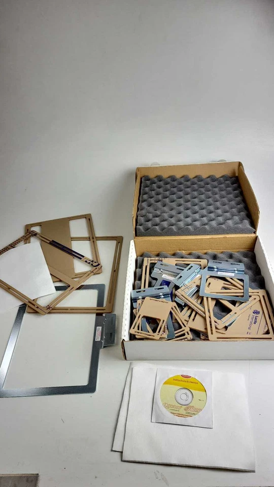 Quick-Snap The Hooping Solution Designs Machine Embroidery Frames - Large Lot - Image 3 of 4